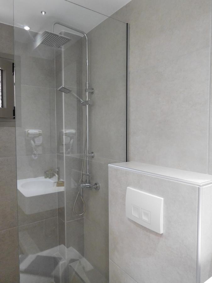 מטהמורפוסי Hotel Vozina מראה חיצוני תמונה