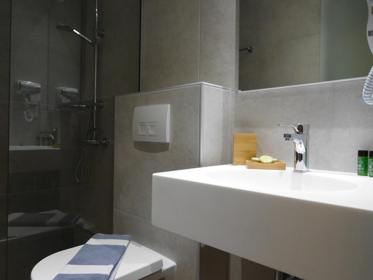 מטהמורפוסי Hotel Vozina מראה חיצוני תמונה